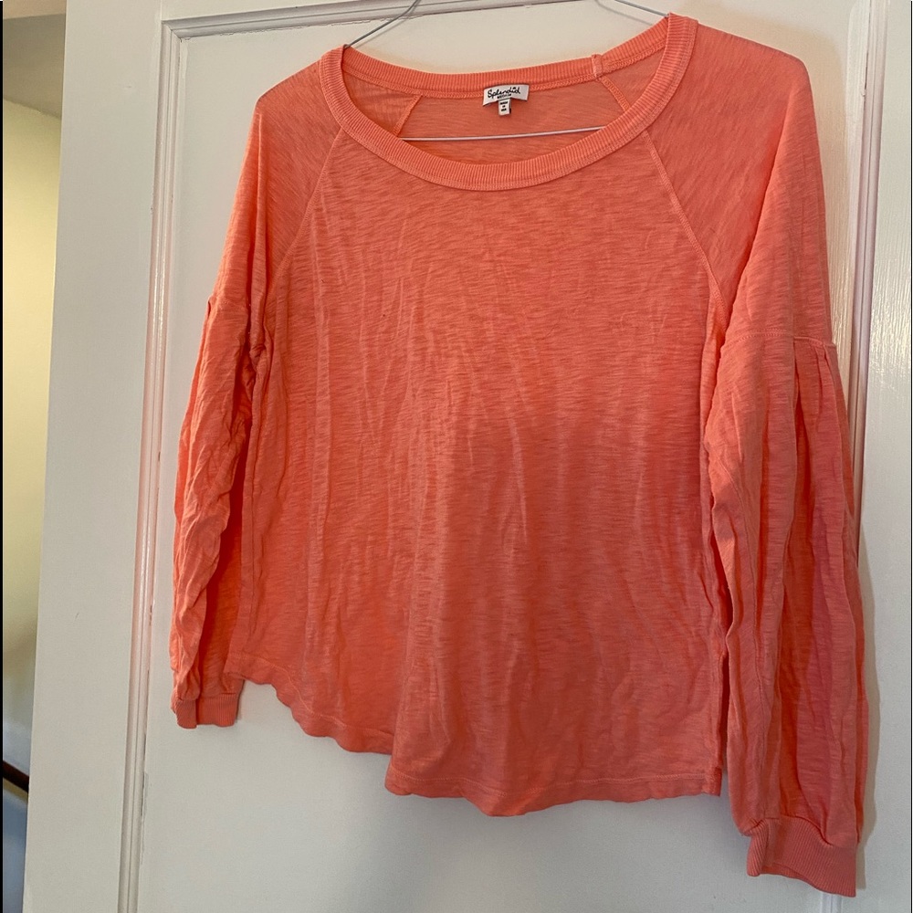 Splendid pale orange (coral) 3/4 length sleeve lightweight top. Size M.